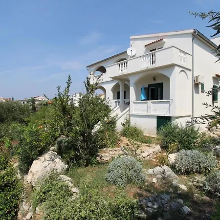 Mandre 4084c Apartament Pag Town