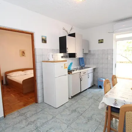 Apartman Mandre 4084c *